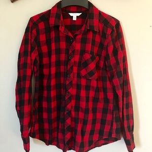 Red and black plaid button down t shirt